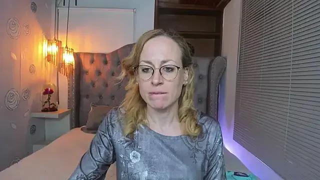 SammySanders from StripChat is Freechat