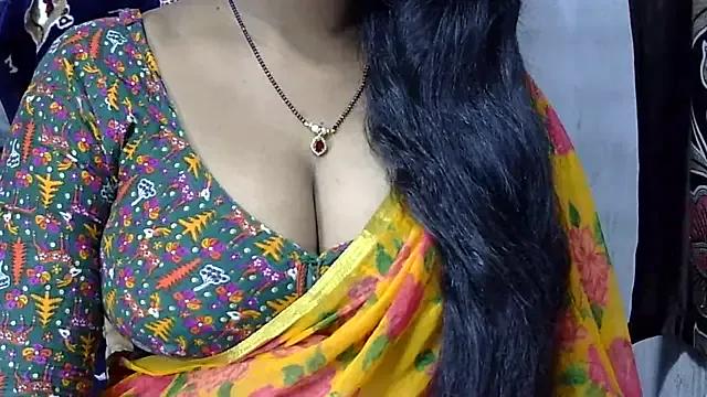 Girls: discover live performances with matured cam models, from teasing to fixations, in a variety of stunning live sex cams.