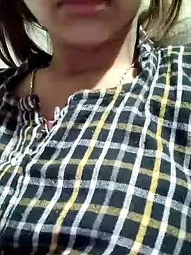 sana-5 on StripChat