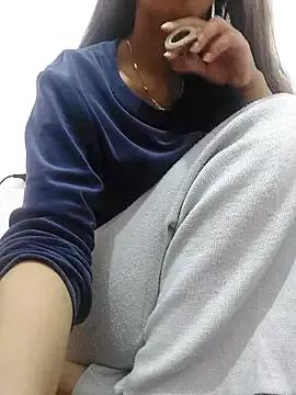 Girls: discover live performances with matured cam models, from teasing to fixations, in a variety of stunning live sex cams.