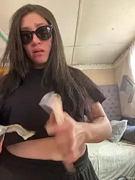 Girls: discover live performances with matured cam models, from teasing to fixations, in a variety of stunning live sex cams.
