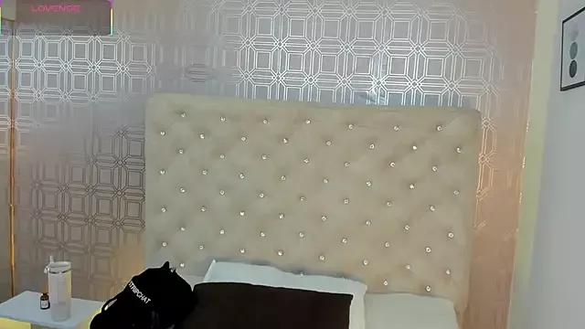 Sara_Desire from StripChat is Freechat