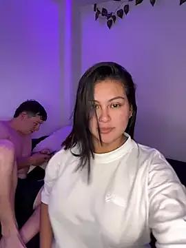 Girls: discover live performances with matured cam models, from teasing to fixations, in a variety of stunning live sex cams.