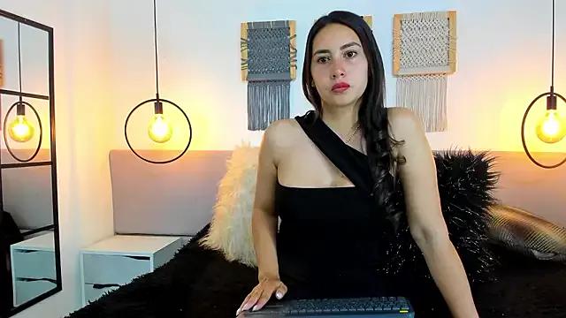 Girls: discover live performances with matured cam models, from teasing to fixations, in a variety of stunning live sex cams.