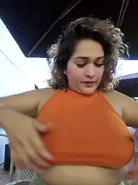 Girls: discover live performances with matured cam models, from teasing to fixations, in a variety of stunning live sex cams.