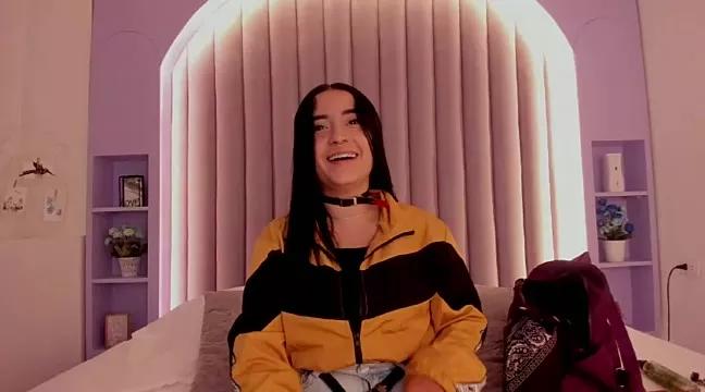 SaraaScot from StripChat