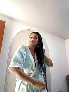 Girls: discover live performances with matured cam models, from teasing to fixations, in a variety of stunning live sex cams.