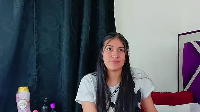 sarah_miller77 from StripChat is Freechat