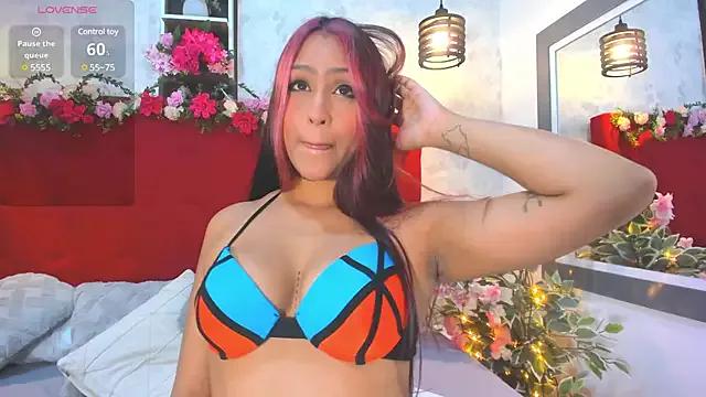 Girls: discover live performances with matured cam models, from teasing to fixations, in a variety of stunning live sex cams.