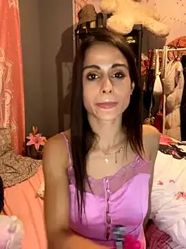Sarahqueen001 from StripChat