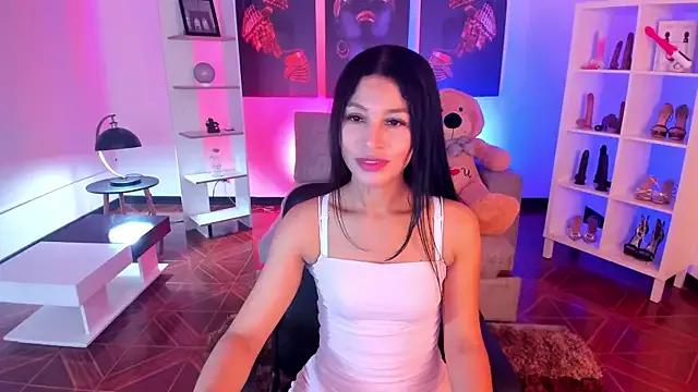 Girls: discover live performances with matured cam models, from teasing to fixations, in a variety of stunning live sex cams.