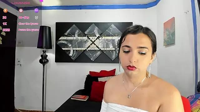 SARAMISHA from StripChat
