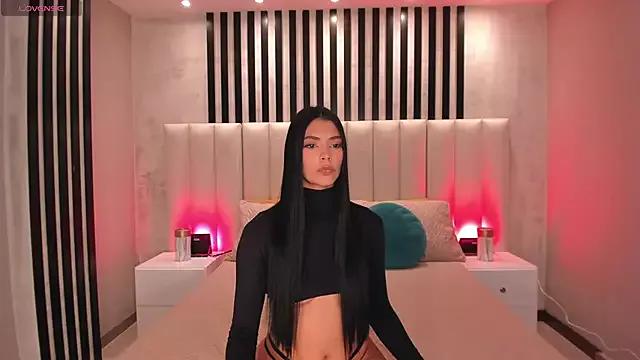 Girls: discover live performances with matured cam models, from teasing to fixations, in a variety of stunning live sex cams.