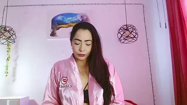 sashahot_cs from StripChat