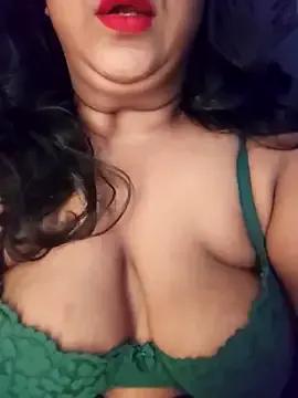 sassy_horny from StripChat is Freechat
