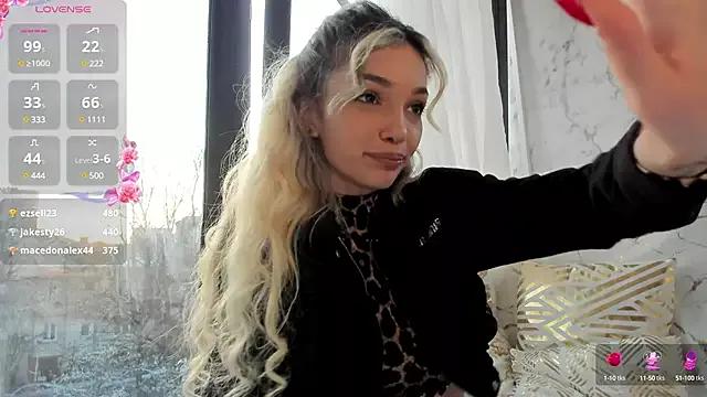 Sassy_Teen from StripChat