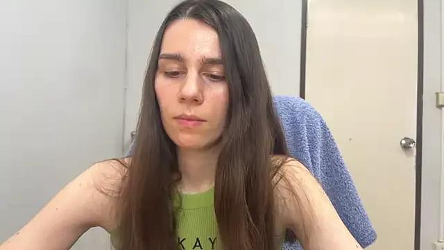 Girls: discover live performances with matured cam models, from teasing to fixations, in a variety of stunning live sex cams.