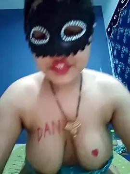 SassyWildCouple from StripChat is Freechat