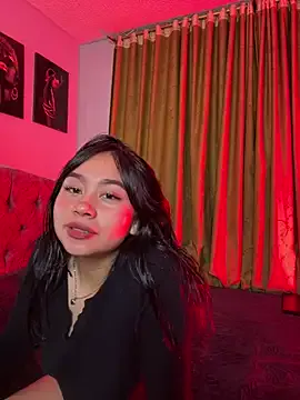 SavageBond_ on StripChat