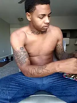 savageDick16 from StripChat