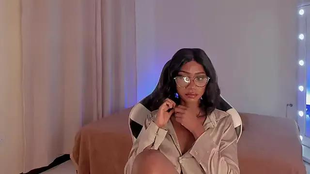 SavannahWildee from StripChat
