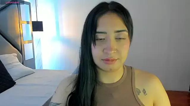 Girls: discover live performances with matured cam models, from teasing to fixations, in a variety of stunning live sex cams.