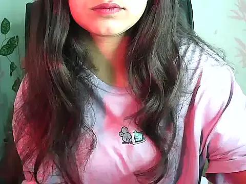Girls: discover live performances with matured cam models, from teasing to fixations, in a variety of stunning live sex cams.