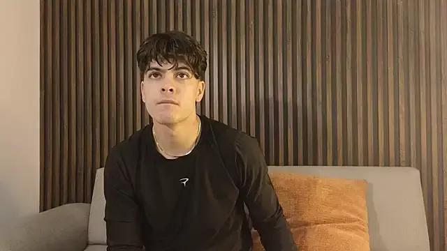 scott_brands from StripChat is Freechat
