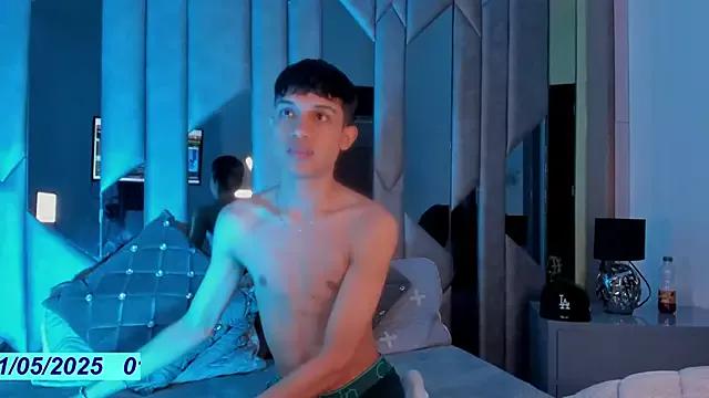 Sebax_Young from StripChat is Freechat