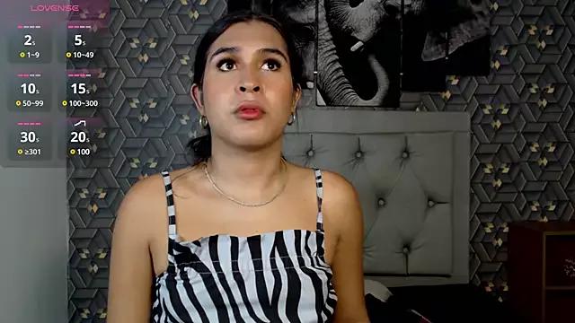 Girls: discover live performances with matured cam models, from teasing to fixations, in a variety of stunning live sex cams.