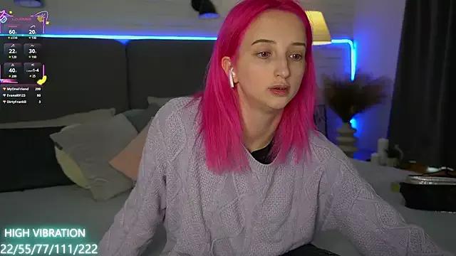 Girls: discover live performances with matured cam models, from teasing to fixations, in a variety of stunning live sex cams.