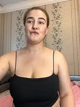 Girls: discover live performances with matured cam models, from teasing to fixations, in a variety of stunning live sex cams.