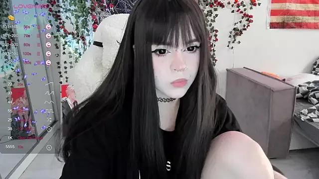Girls: discover live performances with matured cam models, from teasing to fixations, in a variety of stunning live sex cams.