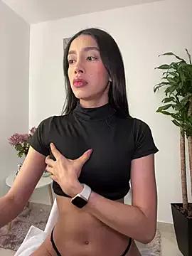 Girls: discover live performances with matured cam models, from teasing to fixations, in a variety of stunning live sex cams.