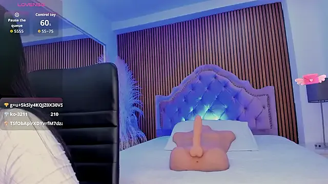 SelenaStonne on StripChat