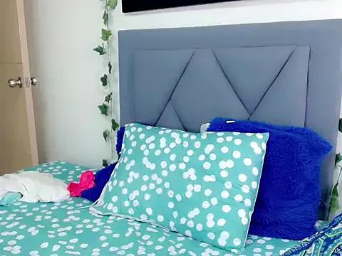 serena_arias from StripChat is Freechat