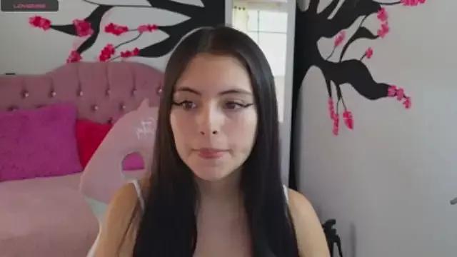 serena_tay from StripChat