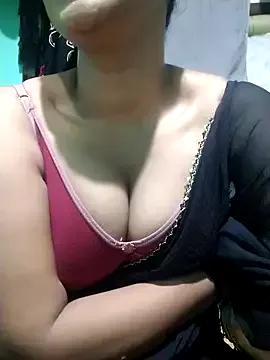 Girls: discover live performances with matured cam models, from teasing to fixations, in a variety of stunning live sex cams.