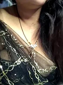 SEXY_KAMANAA from StripChat is Freechat