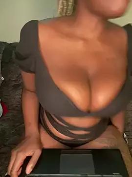 sexy_lunar from StripChat is Freechat