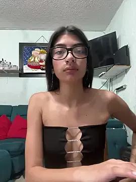 Girls: discover live performances with matured cam models, from teasing to fixations, in a variety of stunning live sex cams.
