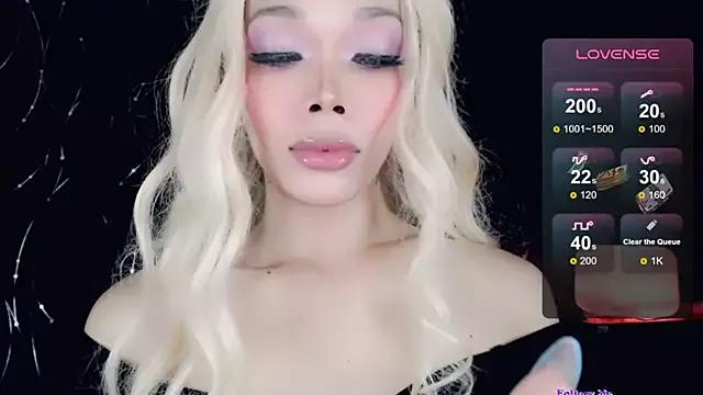 Girls: discover live performances with matured cam models, from teasing to fixations, in a variety of stunning live sex cams.