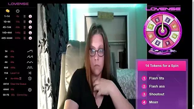 Girls: discover live performances with matured cam models, from teasing to fixations, in a variety of stunning live sex cams.