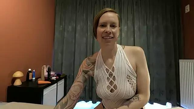 SexyExclusiveflower from StripChat is Freechat
