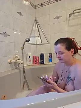 Girls: discover live performances with matured cam models, from teasing to fixations, in a variety of stunning live sex cams.