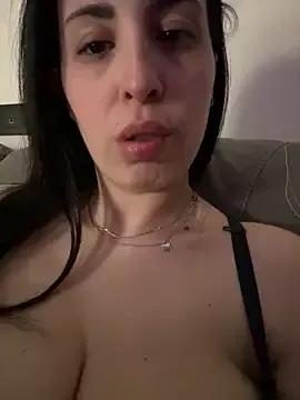 Girls: discover live performances with matured cam models, from teasing to fixations, in a variety of stunning live sex cams.
