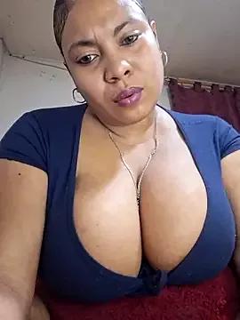 sexypaula-latina4u from StripChat is Freechat