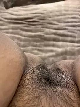 Girls: discover live performances with matured cam models, from teasing to fixations, in a variety of stunning live sex cams.
