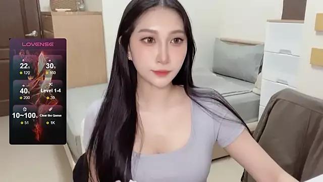 Girls: discover live performances with matured cam models, from teasing to fixations, in a variety of stunning live sex cams.