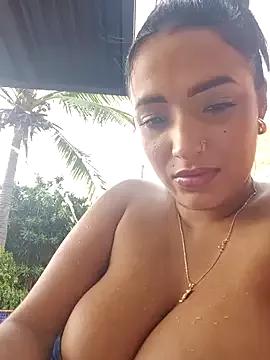 Girls: discover live performances with matured cam models, from teasing to fixations, in a variety of stunning live sex cams.